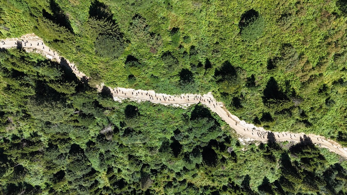 UTMB Dünya Serisi'nin Türkiye etabı olan Kaçkar by UTMB'nin startı verildi