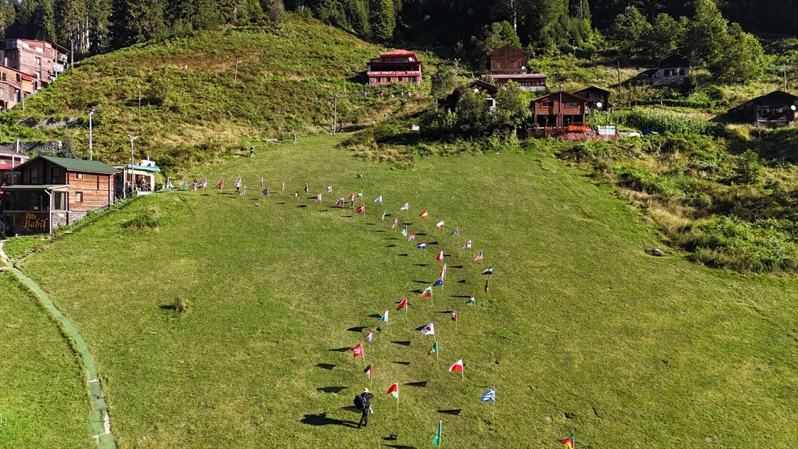 UTMB Dünya Serisi'nin Türkiye etabı olan Kaçkar by UTMB'nin startı verildi