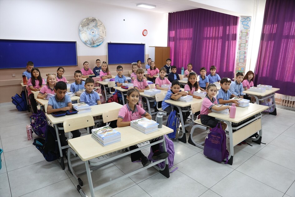 Kırklareli'nde yeni eğitim öğretim yılı başladı