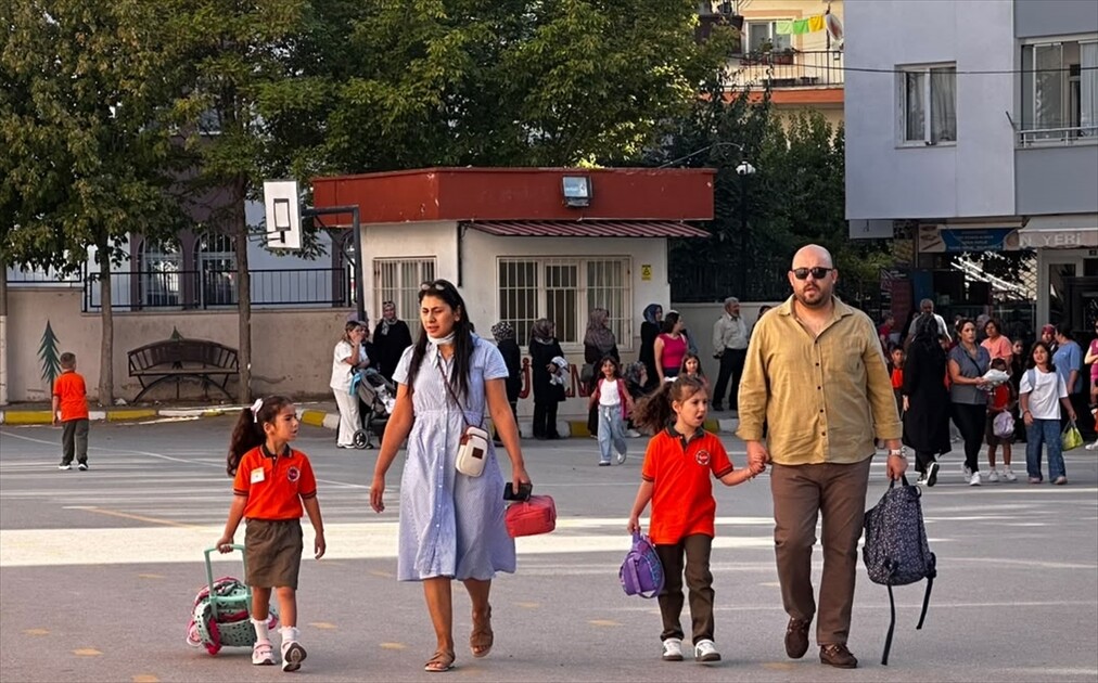 Niğde'de yeni eğitim öğretim yılı başladı
