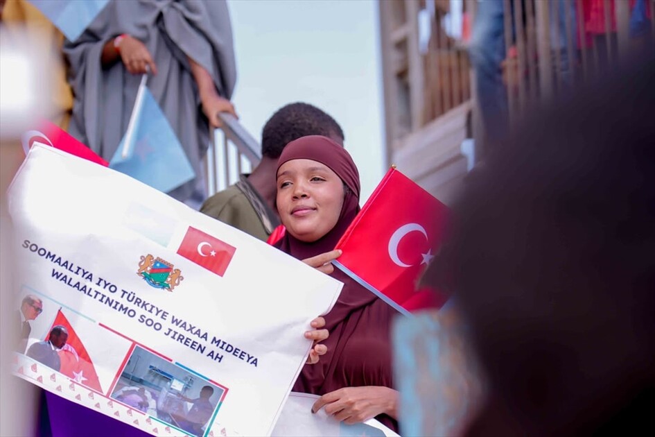Somalililer Türkiye'ye teşekkür gösterisi düzenledi