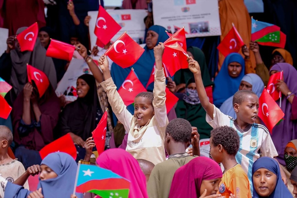 Somalililer Türkiye'ye teşekkür gösterisi düzenledi