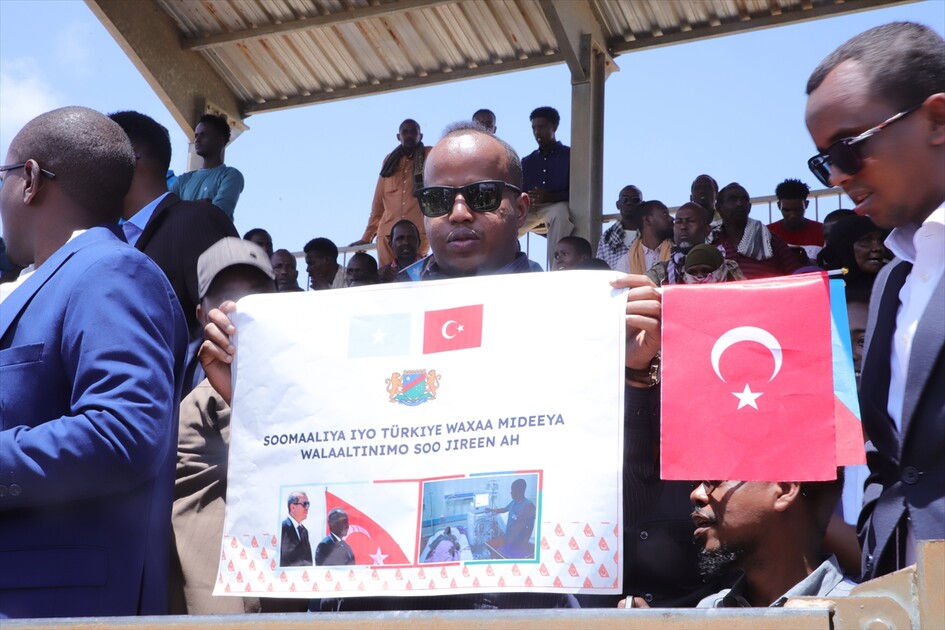 Somalililer Türkiye'ye teşekkür gösterisi düzenledi