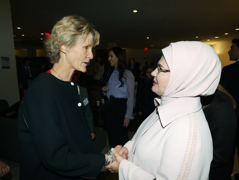 Emine Erdoğan, BM'de çocuklar için güvenli dijital sistemlerin inşasına ilişkin programa katıldı