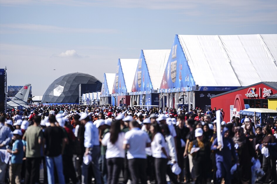 TEKNOFEST Güneydoğu Şanlıurfa'da kapılarını ziyaretçilere açtı