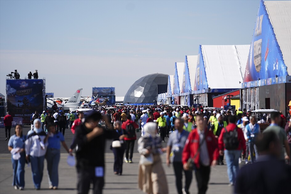 TEKNOFEST Güneydoğu Şanlıurfa'da kapılarını ziyaretçilere açtı