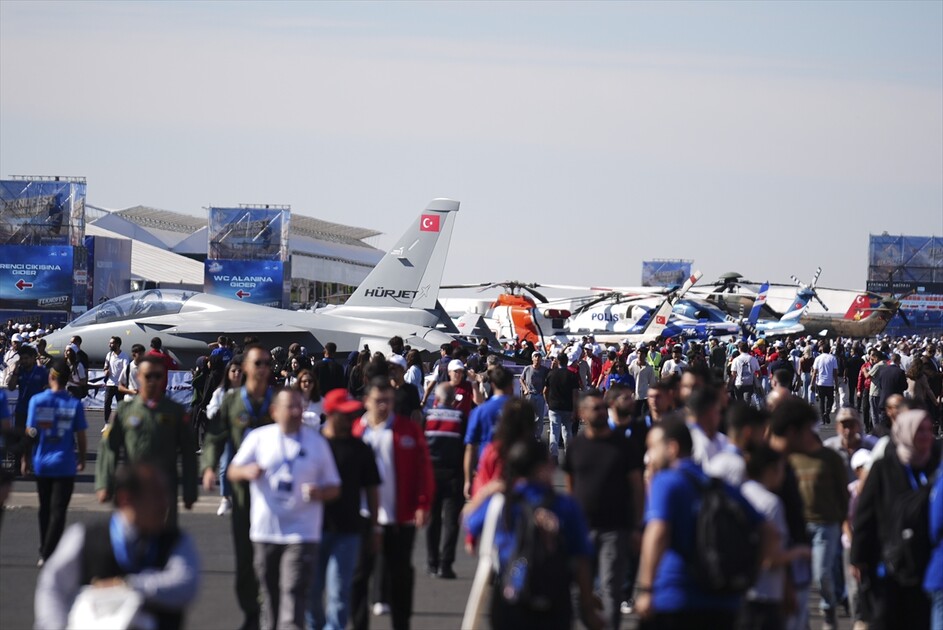 TEKNOFEST Güneydoğu Şanlıurfa'da kapılarını ziyaretçilere açtı