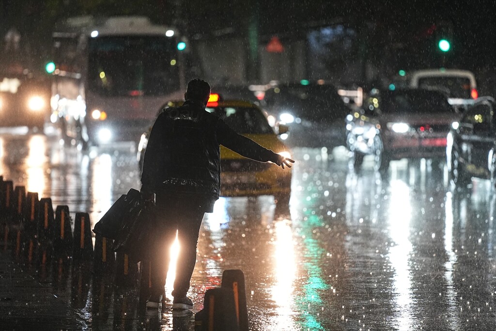 İstanbul’da sağanak etkili oldu