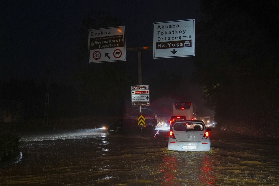 İstanbul’da sağanak etkili oldu