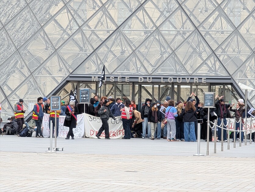 Protesters block Louvre entrances in support of nationwide student movement in Paris