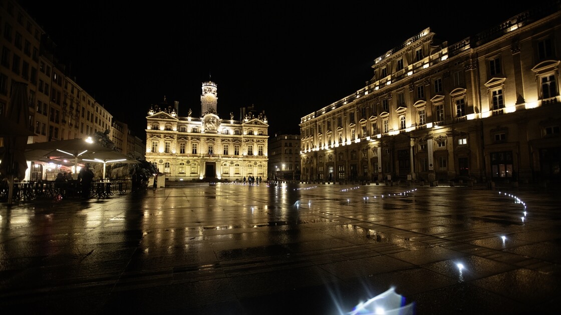 France extends night curfews beyond Paris following weekend violence