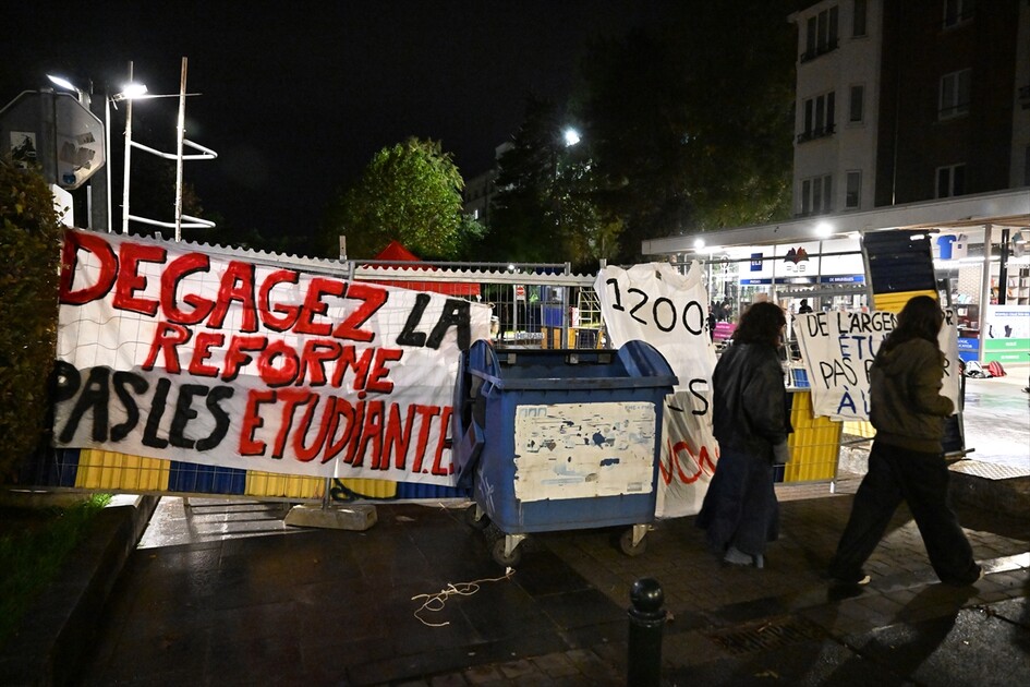 Students blocked the ULB campus in Brussels