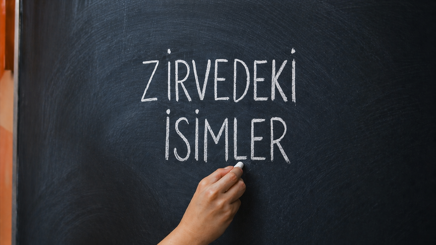 Zirvedeki isimlerin emektar öğretmenleri